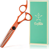 Fengliren thinning scissors blade close-up for precise texturizing and edge clarity