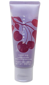 Gommage visage Cherry Dub de Fenty Skin, peau affinée et éclat visuel.