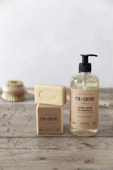 Fer à Cheval natural ingredients glycerin emphasizes hydrating cleansing.