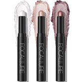 FOCALLURE 3-in-1 eyeshadow-eyeliner pen delivers rose-gold shimmer with pigment payoff.