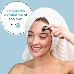 FolliRoll ocean blue derma roller design enhances your routine.
