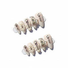 FURNUNUBI handmade almond press-on nails in light purple for a stylish look