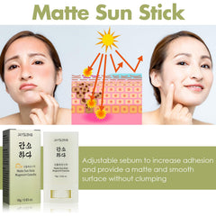 Gaayou Matte Sun Stick applying on the cheek for even coverage.