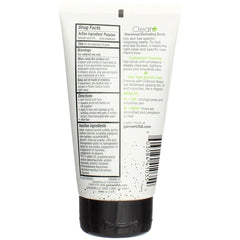 Garnier Clean Scrub texture close-up showing exfoliating beads for clear pores