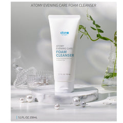 GASHINA STORY A.T.O.M.Y bottle pour demonstrates easy dispensing for nightly cleansing