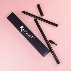 Generic Beauty gel eyeliner brown being applied along the lash line.