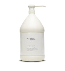 Gilchrist & Soames Zero% conditioner bottle front with fresh, all-hair-friendly design