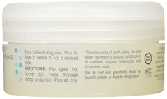 Giovanni Wicked Texture hands-apply demonstrates easy application for quick, defined styling.