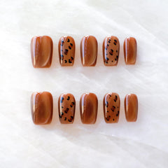 GLORS nails with caramel leopard pattern for an elegant fall look