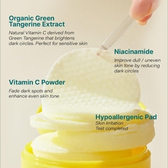GOODAL 5-in-1 toner pad applied on the face for hydration.