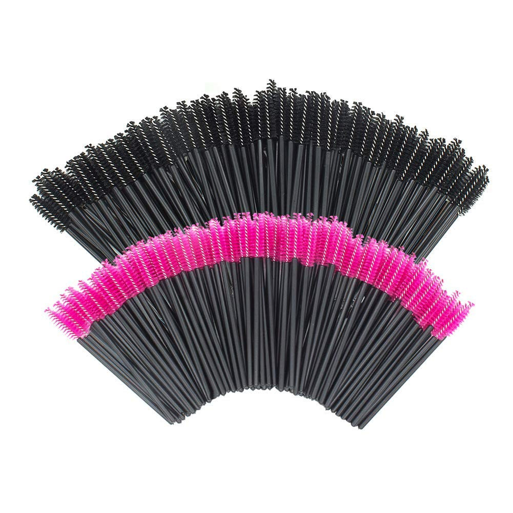 GoWorth disposable eyelash brush wand with spiral design for precise lash grooming.