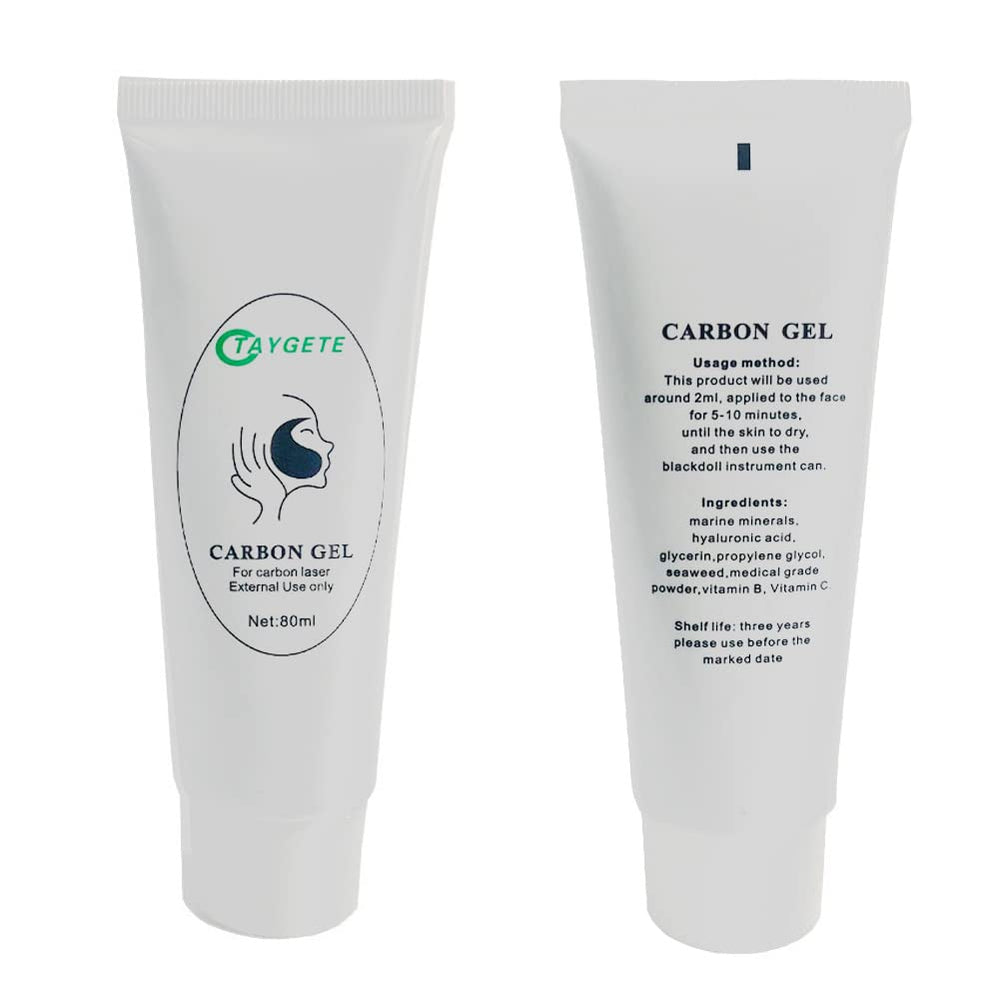 HAPYONLFU carbon peel gel applied to the face for deep cleansing