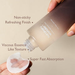 HARUHARU Wonder Hyaluronic Toner glass texture promotes dewy skin.
