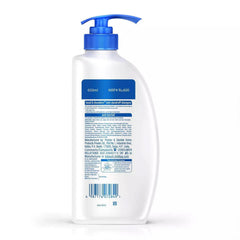 Pump bottle of Head & Shoulders anti-dandruff shampoo dispensing foam