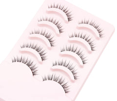 HH&LL easy-to-apply cat eye lashes suitable for beginners.