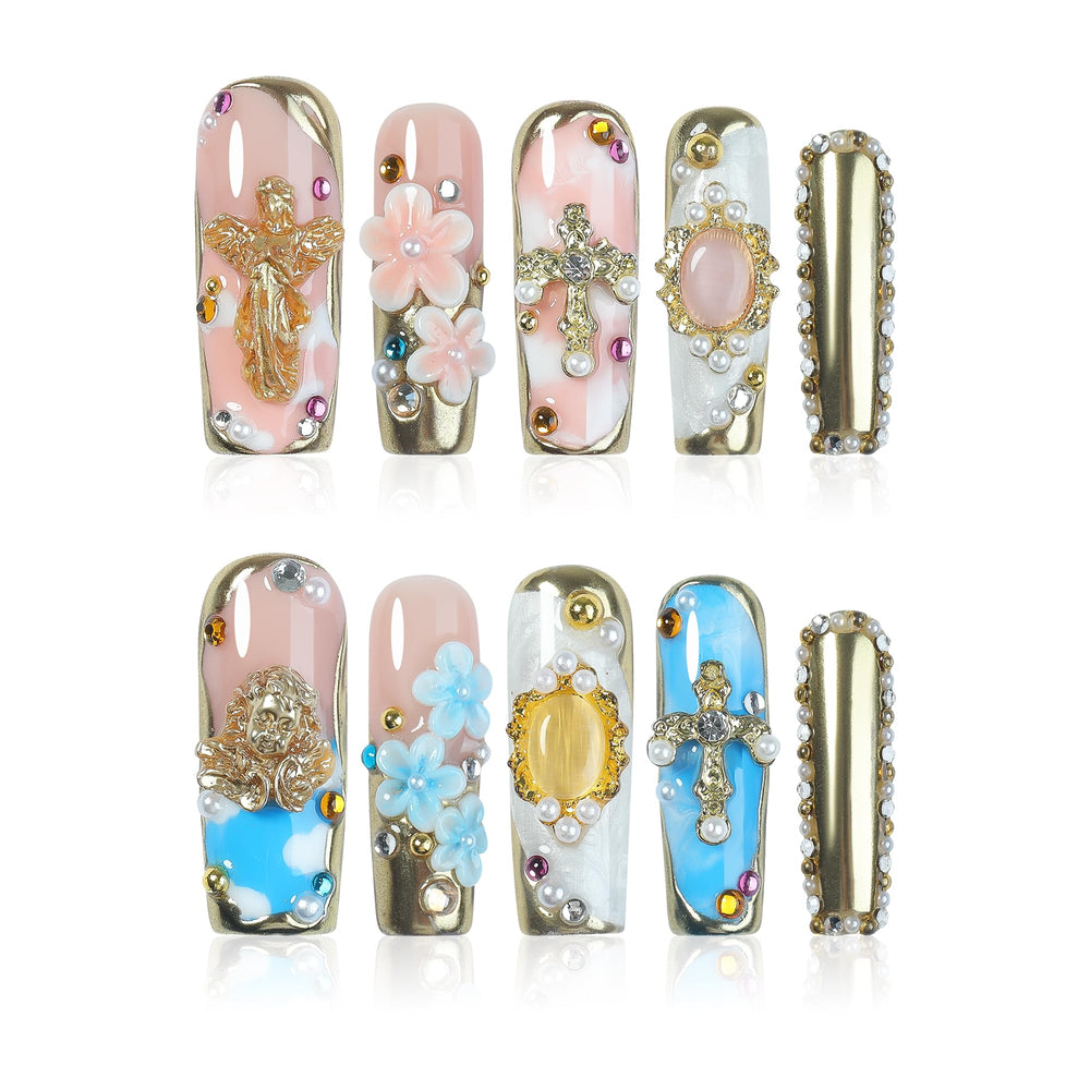 Homsera Opulent handmade press-on nails close-up for a unique elegant look suitable for events