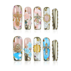 Homsera Opulent handmade press-on nails close-up for a unique elegant look suitable for events