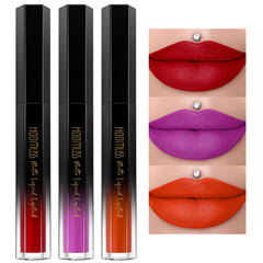 HOOMUSS red lipstick set packaging for on-the-go color.