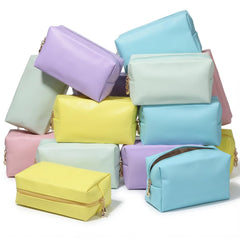 Hpmjz Preppy makeup bag in purple keeps cosmetics organized on the go.