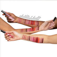 HUDABEAUTY Trendsetter liquid matte after-dry look on lips.