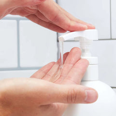 Huron shampoo on scalp and hair showing volume and nourishment
