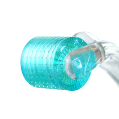 Compact, portable design makes INCELLICE derma roller easy to store