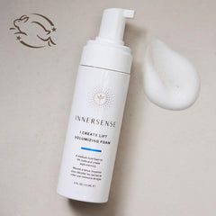 INNERSENSE Lift foam texture on hair showing natural body and definition.