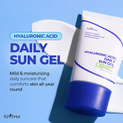 Close-up texture of ISNTREE gel emphasizing lightweight, non-greasy feel.