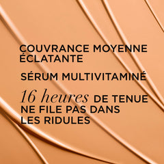 IT Cosmetics Do It All Radiant Concealer applicator tip for precise spot concealment.
