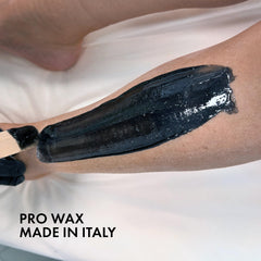 Italwax Black Magic Halloween edition with glitter finish.