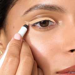 Julep When Pencil Met Gel shows a smokey finish for evening looks