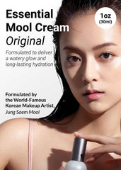 Close-up of the watery texture from Jung Saem Mool Essential Mool Cream