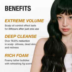 JUST AS I AM Shampoo N1 scalp balance close-up demonstrates gentle cleansing.