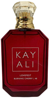 Kayali Lovefest Burning Cherry opening cherry: lively first impression with fruity brightness.