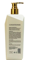 KERATIN BAR Organic Shampoo lather application demonstrating smoothing and frizz control.