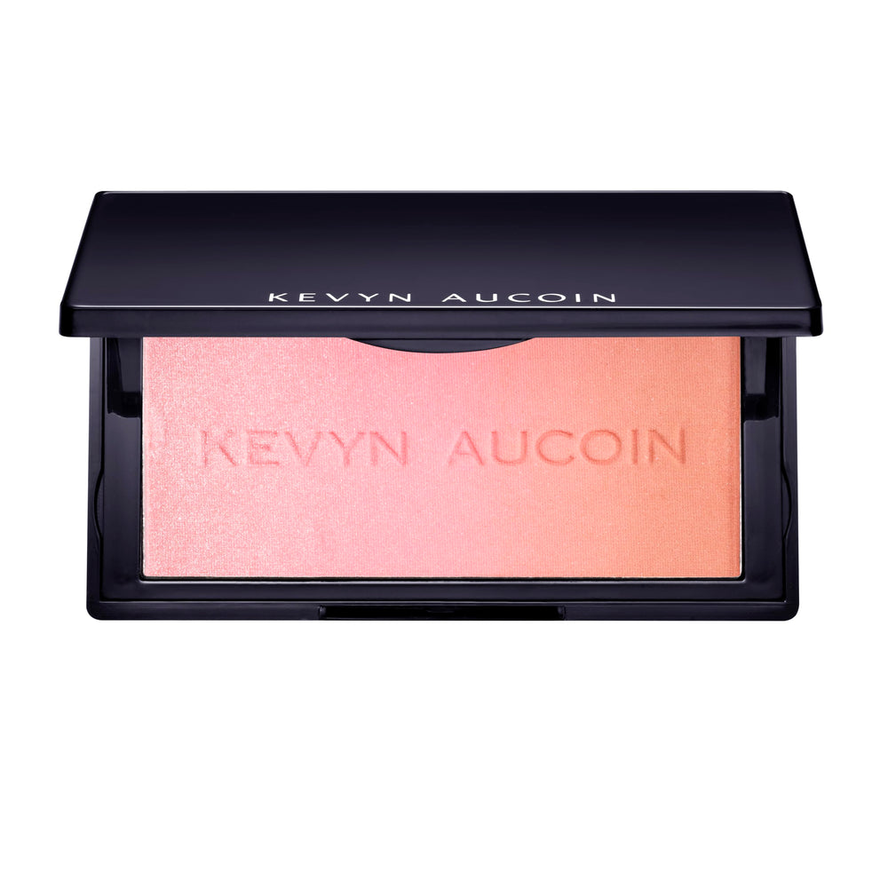 Kevyn Aucoin The Neo-Blush Pink Sand trio palette shows soft pink to peach hues for customization