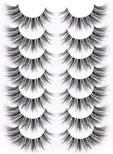 Kiromiro clear-band false lashes provide a comfortable, seamless frame.