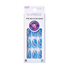 KISS imPRESS dynamic blue print nails in coffin shape for a bold, salon-ready look