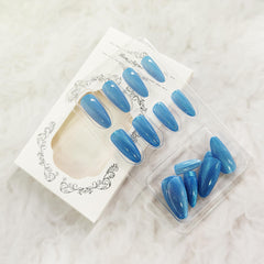 KKUUOO included nail file for prep and shaping.