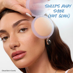 Kosas Cloud Set compact case, portable for quick, mess-free setting.