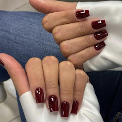 KQueenest burgundy glue-on nails in medium square deliver durable wear for busy days.