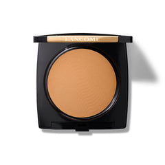 Lancôme Dual Finish compact closed shows a portable matte base for everyday wear.