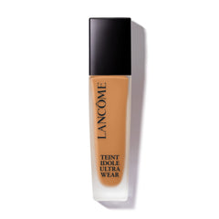 Lancôme Teint Idole Ultra Wear foundation bottle with sleek packaging for 24-hour wear