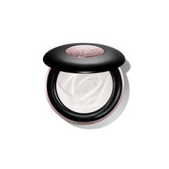 Lancôme Teint Idole Ultra Wear compact; pore-blurring, soft-matte finish.