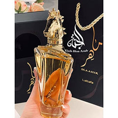 Lattafa Maahir mid notes jasmine, peony, lily create a refined floral aura.
