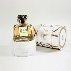 Lattafa Sutoor base notes emphasize sandalwood and vanilla warmth.