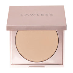 LAWLESS talc-free skin smoothing powder light compact provides natural coverage and a soft finish.