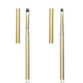 LIGHT RAIN Clean Up Oval Brush with cap for precise color application and longer bristle life.