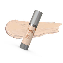 Swatch of Lira Clinical BB Cream Blanc 30 for light skin tones.