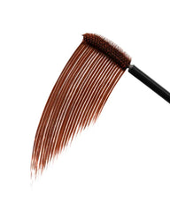 Lisa Eldridge Kitten Lash Mascara texture swatch demonstrating buildable length and fullness.